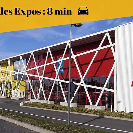Le Duplex By Goodbnb - Proche Gare - 15min Futuroscope アパート